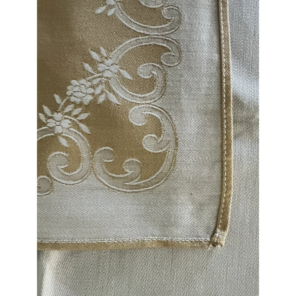 Set of 4 Vintage CREAM & GOLD FLORAL DAMASK NAPKINS 16.5